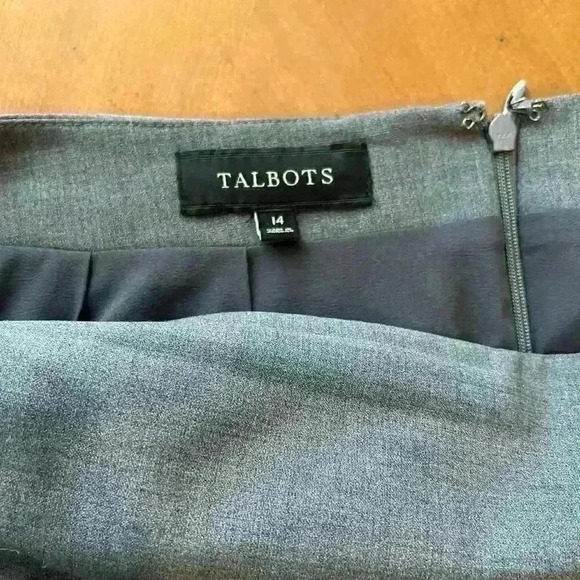 Talbots pin skirt size 14 waist: 19in length: 24in - Picture 4 of 6